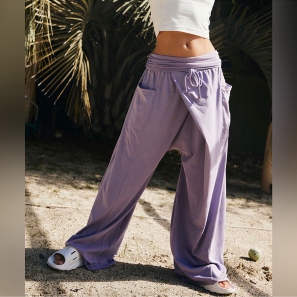 Free People Pants - FREE PEOPLE | Hot Shot Sport Pants in Steel Lavender